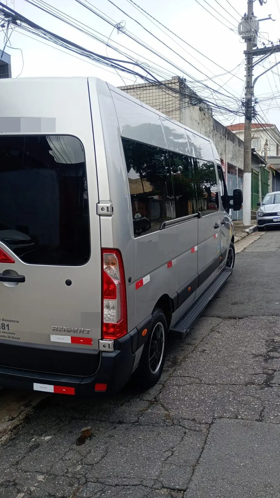 Ônibus RENAULT MASTER L3H2 LUXO JM 2019 seminovo à venda, código 136 - foto 04
