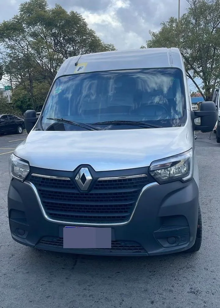 Ônibus RENAULT MASTER L3H2 LUXO JM 2023 seminovo à venda, código 306 - foto 01