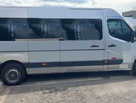 Ônibus RENAULT MASTER L3H2 LUXO JM 2023 seminovo à venda, código 306 - foto 03