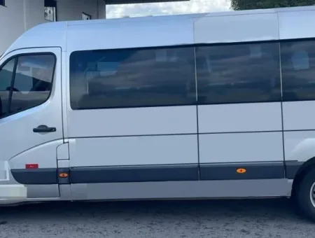 Ônibus RENAULT MASTER L3H2 LUXO JM 2023 seminovo à venda, código 306 - foto 04