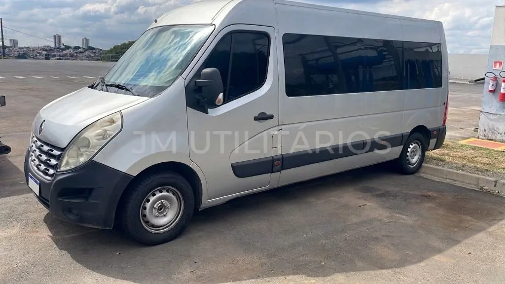 Ônibus RENAULT MASTER L3H2 VAN 16 LUGARES 2020 seminovo à venda, código 274 - foto 01