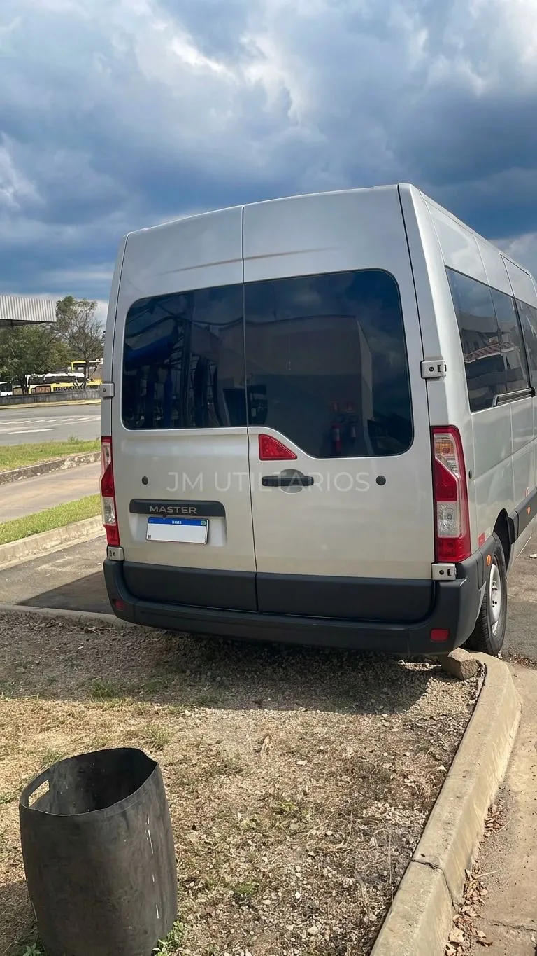 Ônibus RENAULT MASTER L3H2 VAN 16 LUGARES 2020 seminovo à venda, código 274 - foto 03