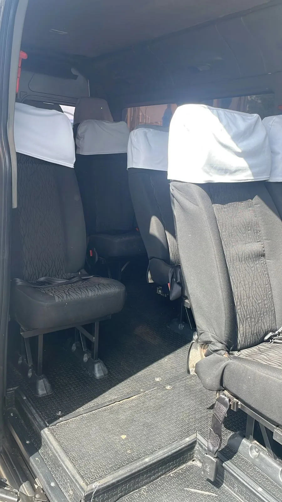 Ônibus RENAULT MASTER L3H2 VAN 16 LUGARES 2020 seminovo à venda, código 274 - foto 07