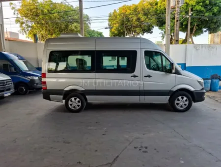 Ônibus SPRINTER 415 CDI VAN 16 LUGAR TETO ALTO 2018 seminovo à venda, código 270 - foto 02