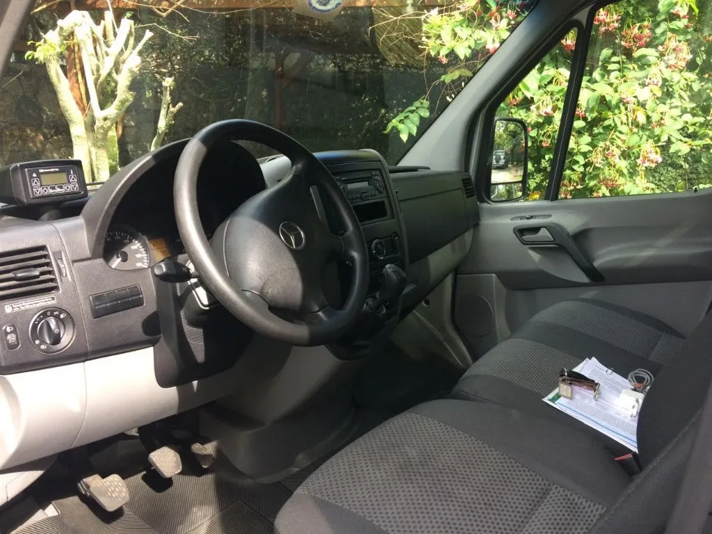 Ônibus SPRINTER 415 VAN TETO ALTO 2019 seminovo à venda, código 1755 - foto 05