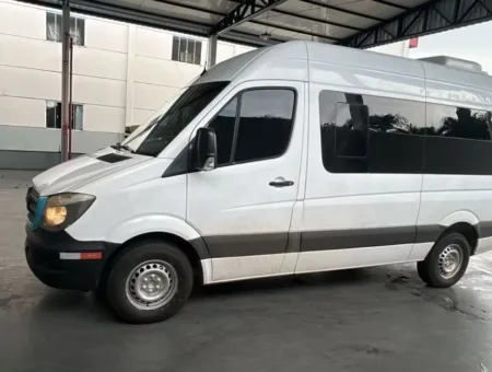Ônibus SPRINTER CDI 415 CURTA T.ALTO VAN 2019 seminovo à venda, código 312 - foto 01