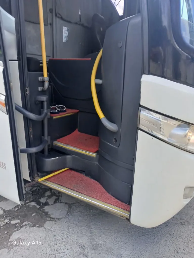 Ônibus VIAGGIO G7 1050 VOLKSWAGEN RODOVIÁRIO 2023 seminovo à venda, código 1753 - foto 04
