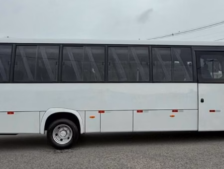 MICROÔNIBUS À VENDA VOLARE W9 2016 CUMMINS COD.229