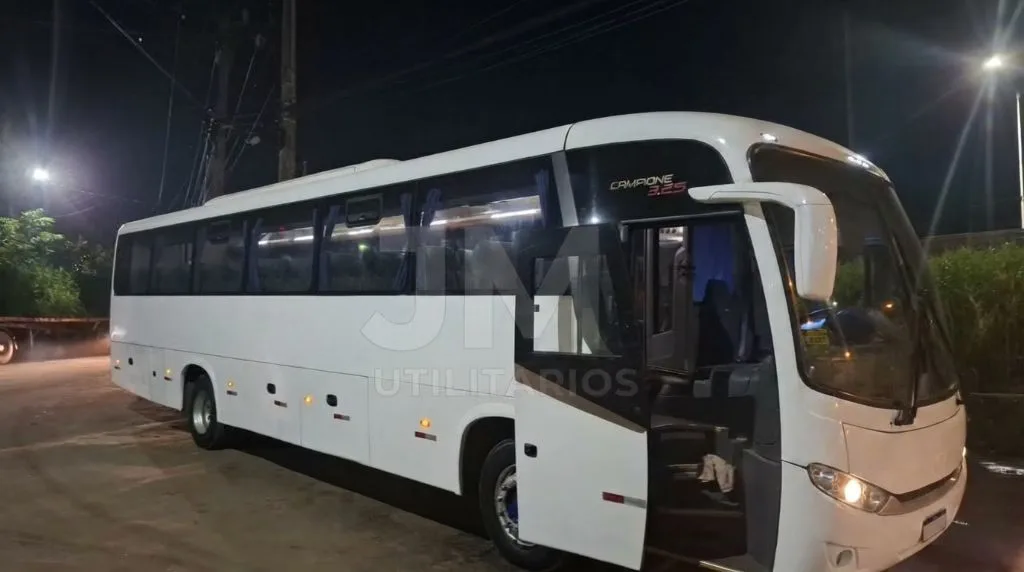 Ônibus Comil Campione 3.25 VW 17.230 fretamento seminovo à venda, código 481 - foto 01