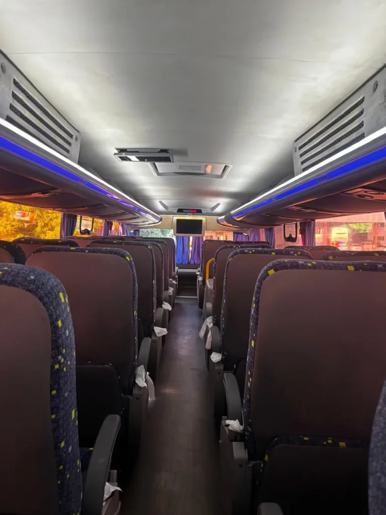 Ônibus COMIL CAMPIONE INVICTUS DD O500 RSD JM 2020 seminovo à venda, código 86 - foto 08