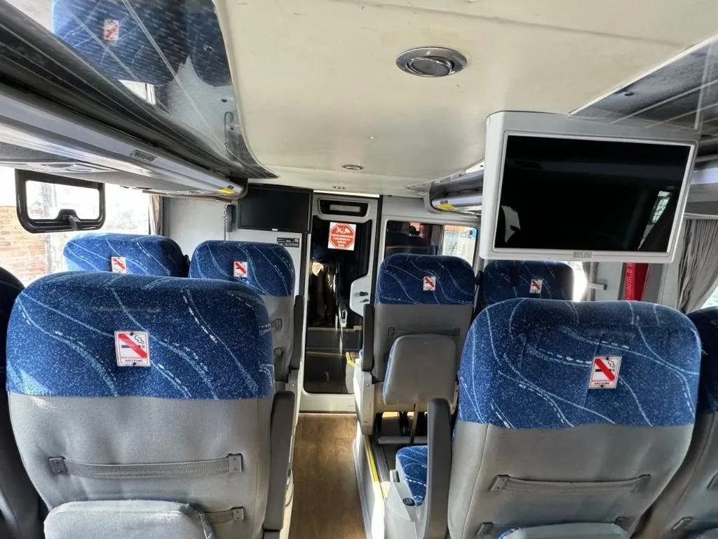 Ônibus Comil Ônibus Invictus DD 2019 seminovo à venda, código 1270 - foto 06
