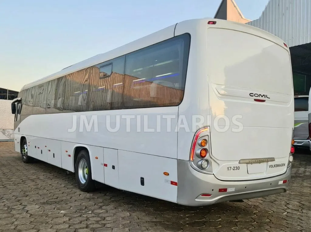 Ônibus Comil Versatile Gold VW 17.230 seminovo à venda, código 584 - foto 05
