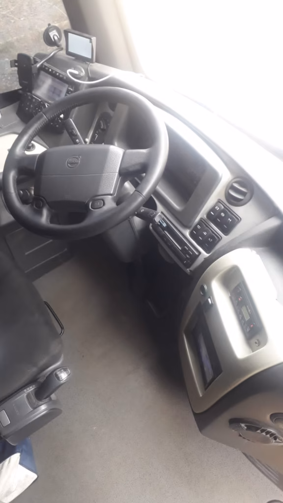 IRIZAR I6 ANO 2015 VOLVO B11R 420 JM COD.01