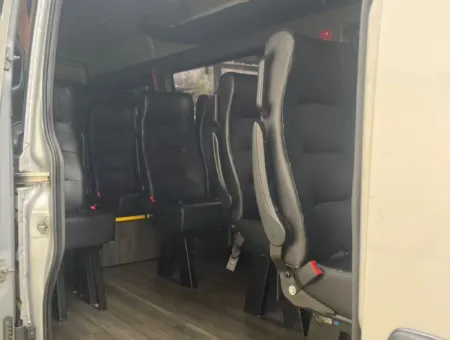Ônibus Iveco Van Daily 50-180 2024 seminovo à venda, código 1251 - foto 06