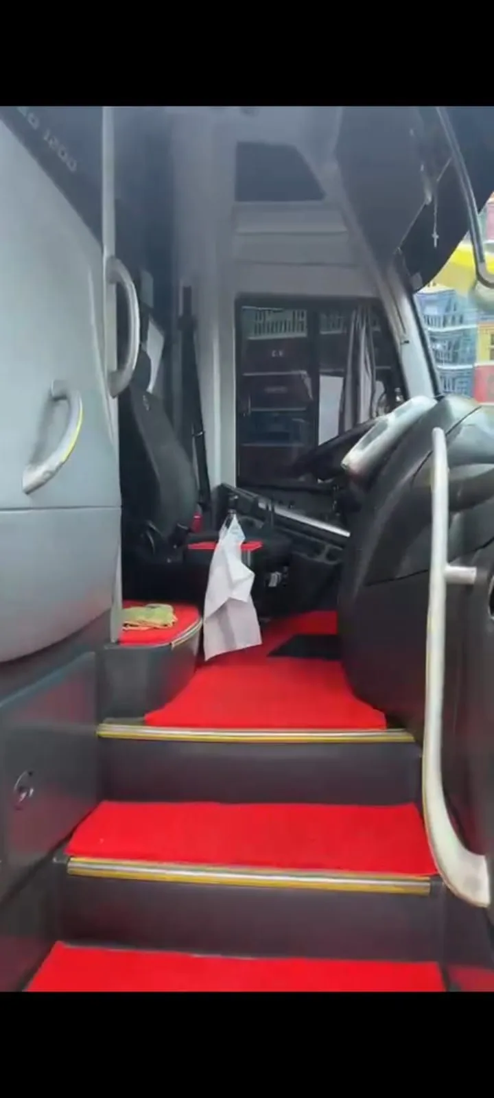Ônibus Marcopolo Paradiso 1200 G7 seminovo à venda, código 581 - foto 05