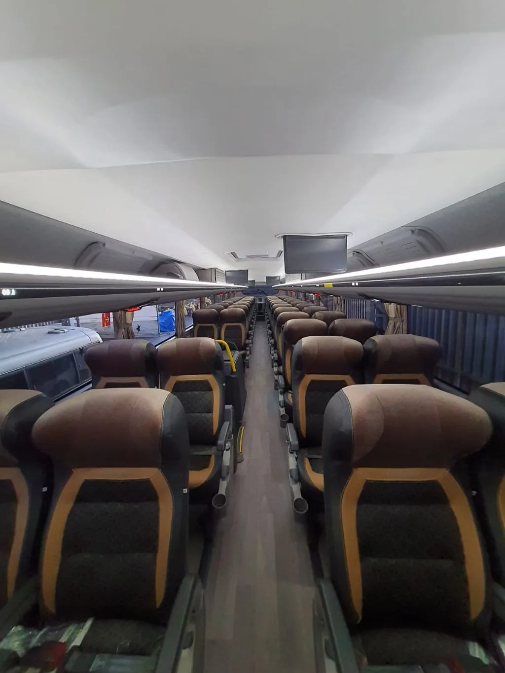 Ônibus Marcopolo Paradiso 1800 DD G8 Scania K450 2023 seminovo à venda, código 395 - foto 08