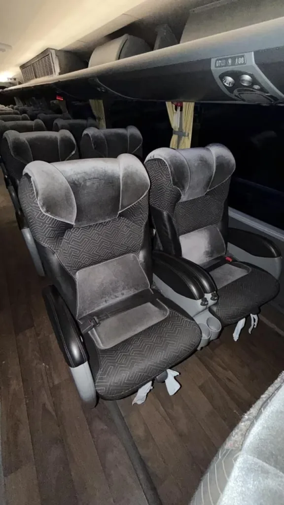 Ônibus Marcopolo Paradiso Ônibus 1800 DD G7 2019 seminovo à venda, código 530 - foto 06