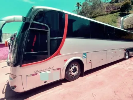 Ônibus MARCOPOLO VIAGGIO 1050 G6 0400RS JM 2002 seminovo à venda, código 932 - foto 02