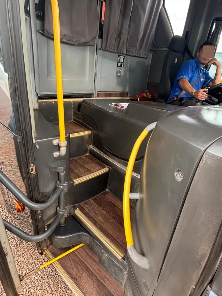 Ônibus Marcopolo Viaggio 1050 G7 Volvo 2023 seminovo à venda, código 428 - foto 04