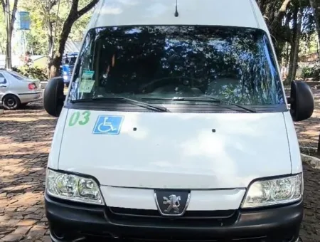 Ônibus Peugeot Boxer teto alto executiva seminovo à venda, código 1764 - foto 02