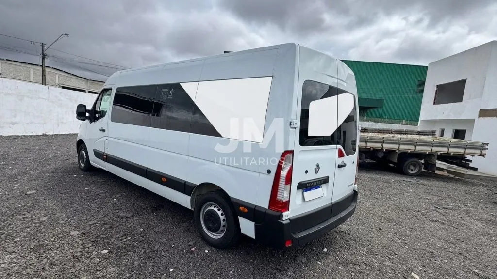 Ônibus Renault Master L3H2 Executiva 2022 seminovo à venda, código 84 - foto 04