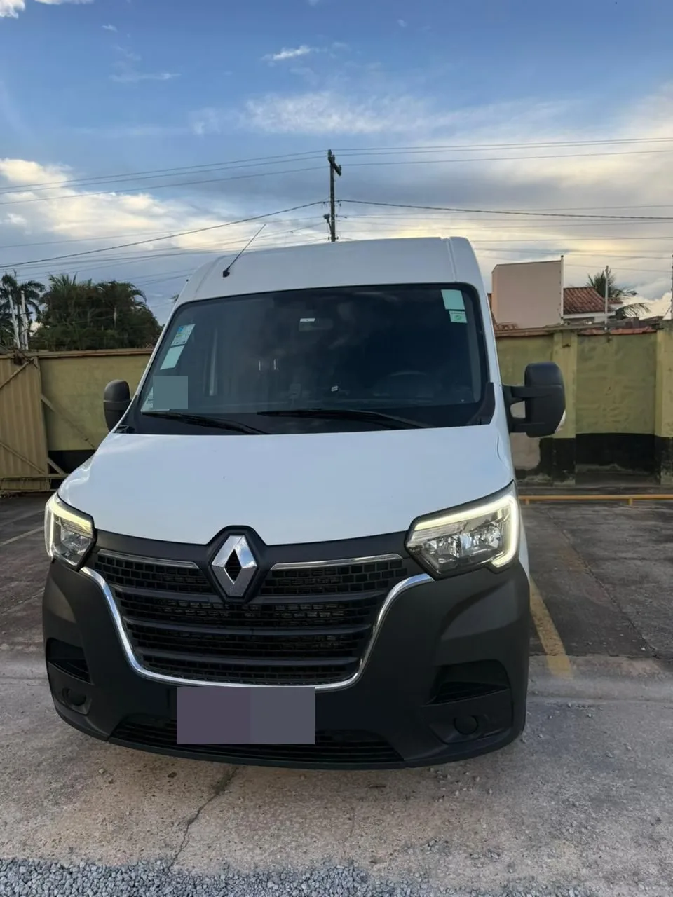 Ônibus Renault Master L3H2 Executiva seminovo à venda, código 594 - foto 02