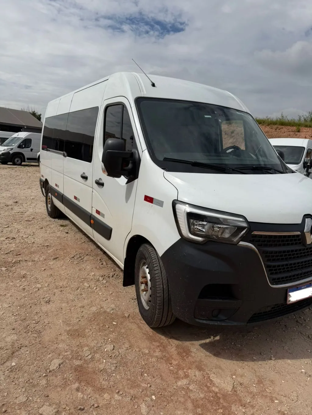 Ônibus Renault Master L3H2 Executiva Luxo seminovo à venda, código 1773 - foto 01