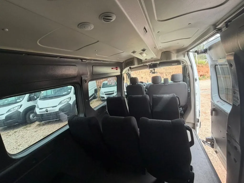 Ônibus Renault Master L3H2 Executiva Luxo seminovo à venda, código 1773 - foto 08