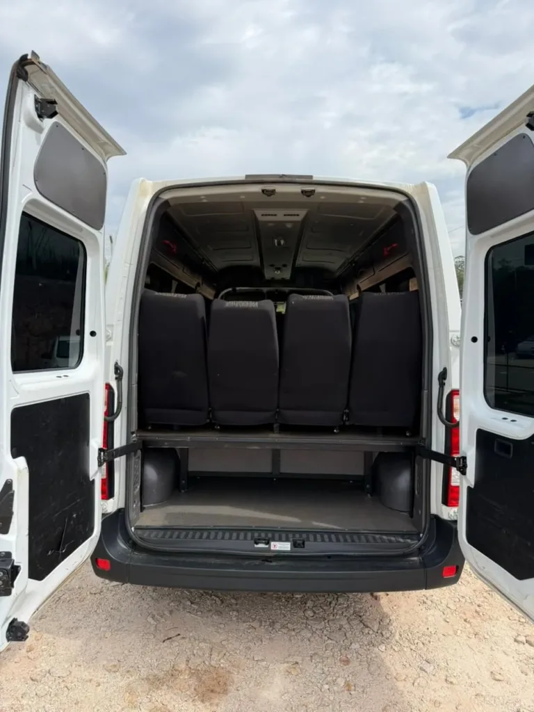 Ônibus Renault Master L3H2 Executiva Luxo seminovo à venda, código 1773 - foto 09
