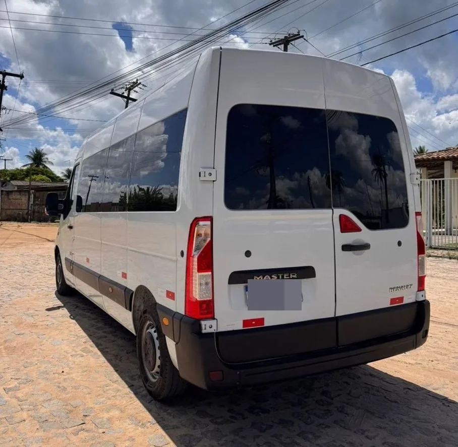 Ônibus Renault Van Master L3H2 Executiva 2022 seminovo à venda, código 409 - foto 04