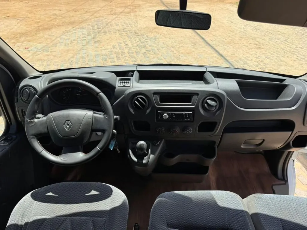 Ônibus Renault Van Master L3H2 Executiva 2022 seminovo à venda, código 409 - foto 06