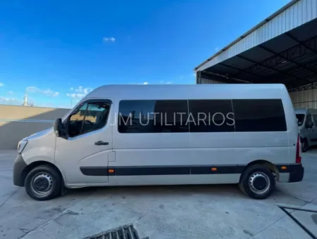 Ônibus Renault Van Master L3H2 Marticar 2024 seminovo à venda, código 89 - foto 03