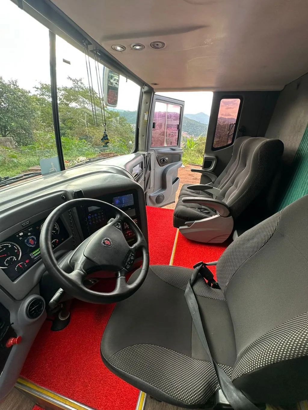Ônibus Scania Onibus DD K400 seminovo à venda, código 650 - foto 04
