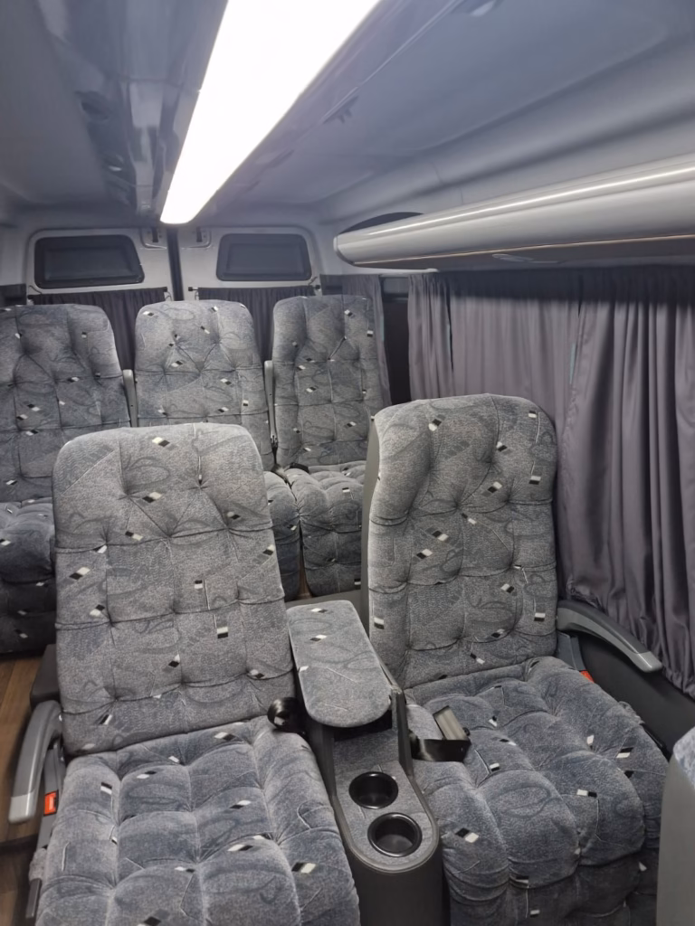 Ônibus SPRINTER CDI 416 LONGA LUXO JM 2020 seminovo à venda, código 91 - foto 05