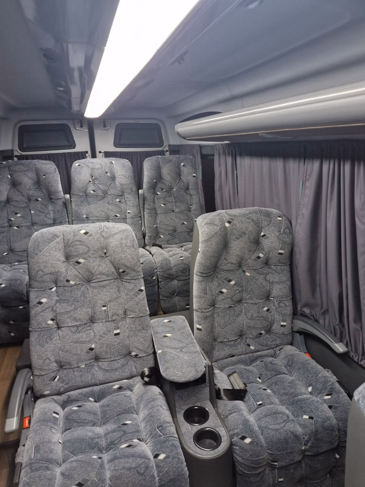 Ônibus SPRINTER CDI 416 LONGA LUXO JM 2020 seminovo à venda, código 91 - foto 05