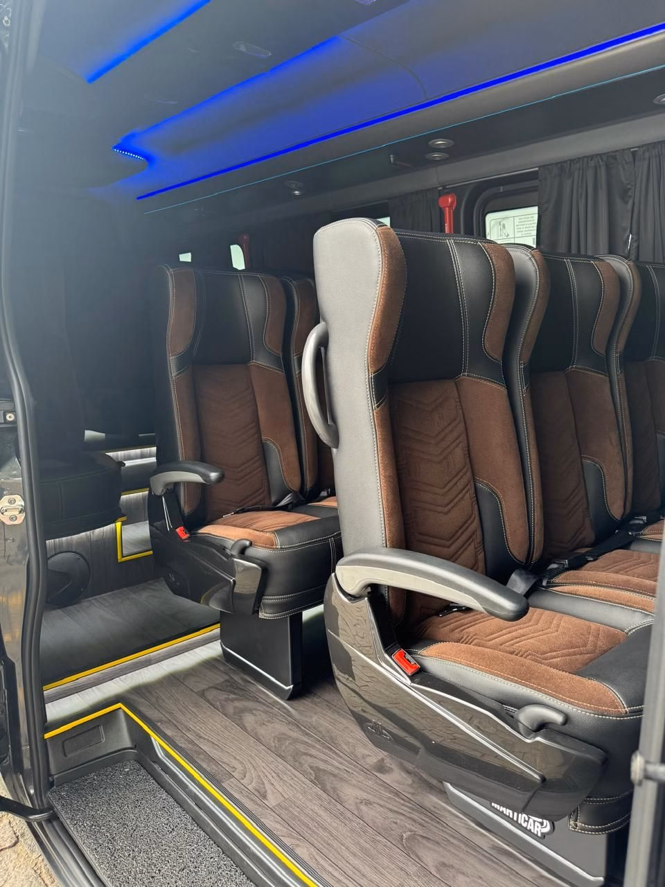 SPRINTER CDI 417 ANO 2025 LUXO JM COD.718