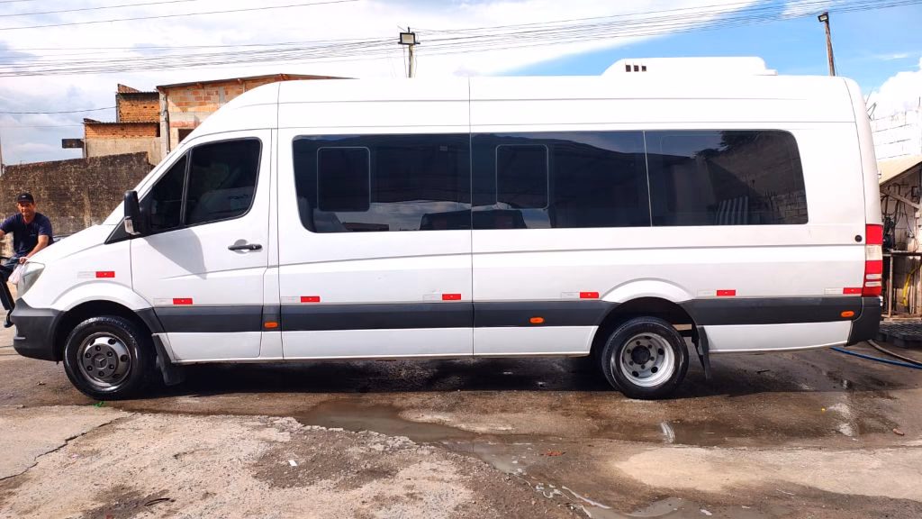 SPRINTER CDI 515 ANO 2018 EXECUTIVA JM COD.1682