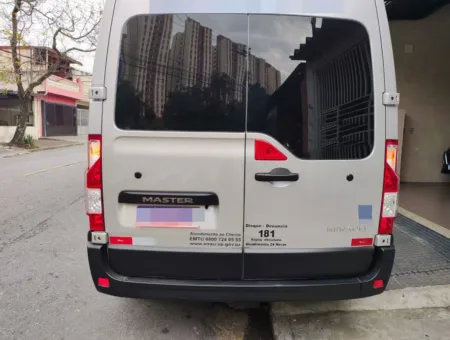 Ônibus Van Master Marticar Executiva seminovo à venda, código 691 - foto 04