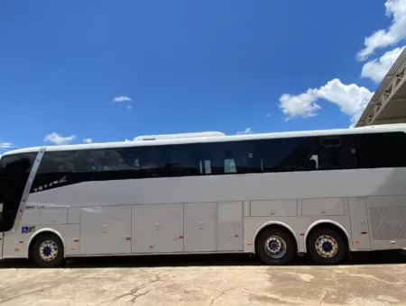 Ônibus Busscar P400 LD Volvo B11R 2012 seminovo à venda, código 1733 - foto 03