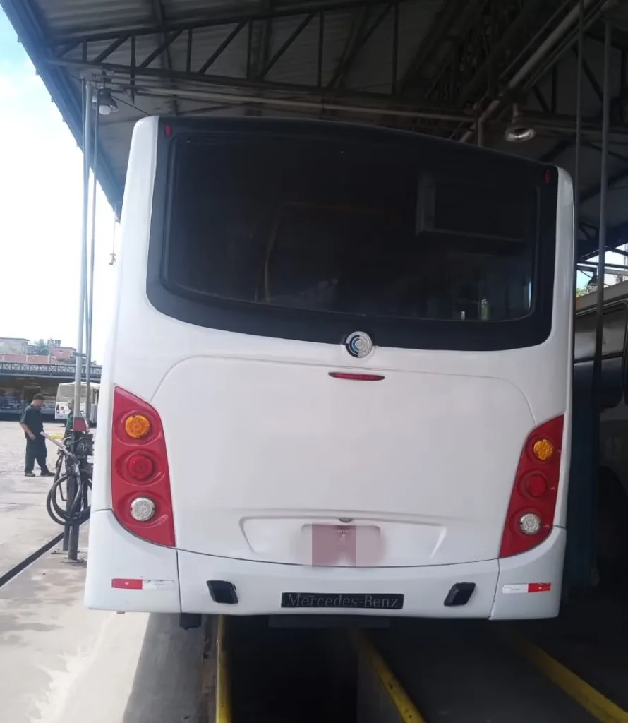 Ônibus Caio Apache Vip I OF 1519 2012 seminovo à venda, código 1789 - foto 03