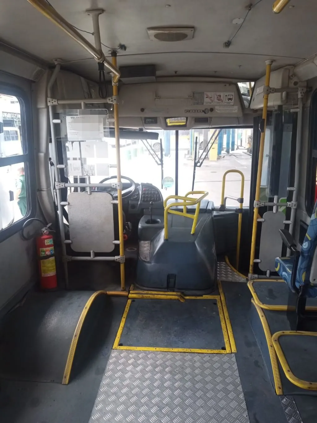 Ônibus Caio Apache Vip I OF 1519 2012 seminovo à venda, código 1789 - foto 05