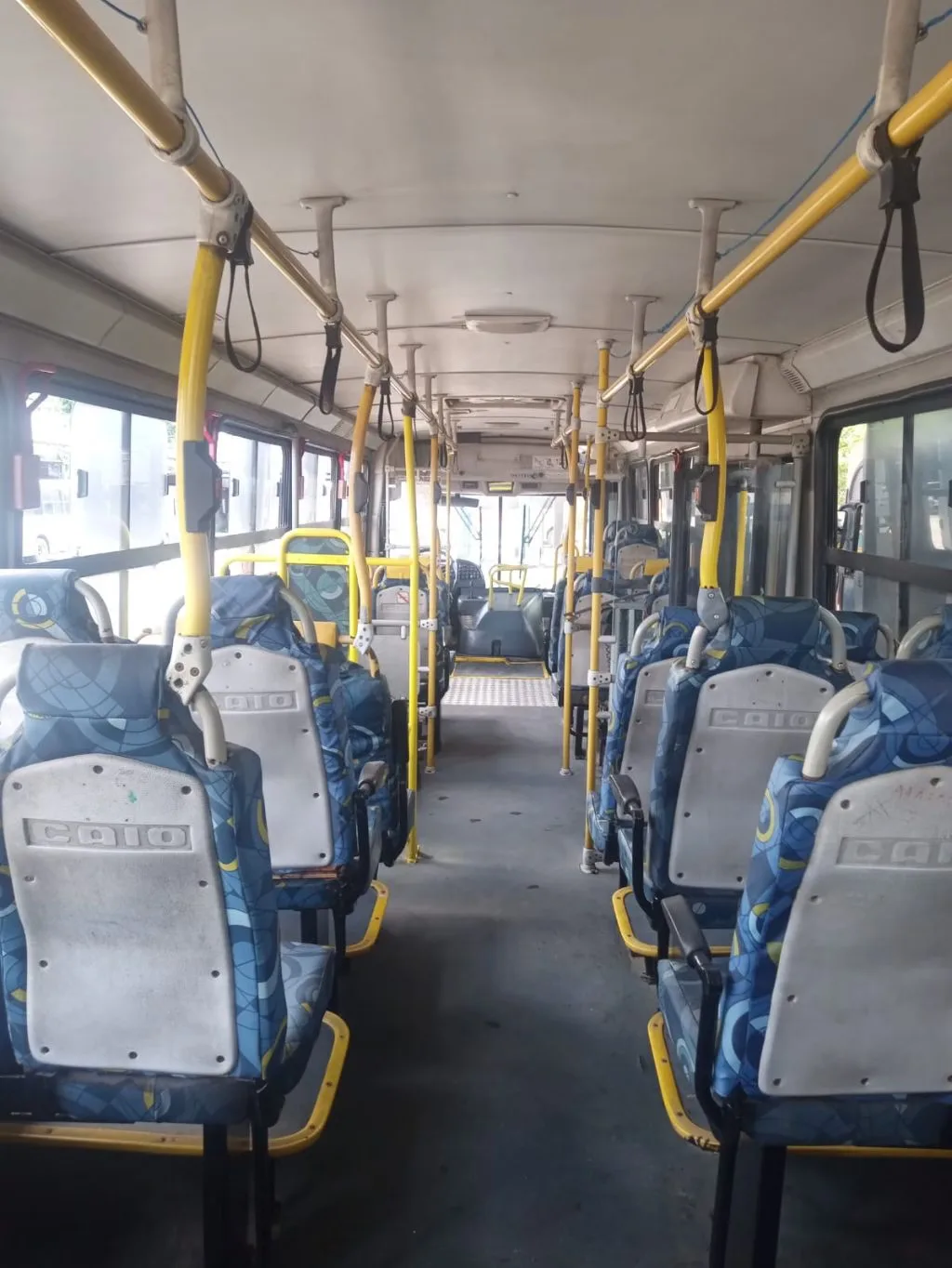 Ônibus Caio Apache Vip I OF 1519 2012 seminovo à venda, código 1789 - foto 08