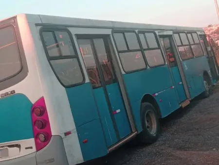Ônibus Caio Apache Vip I OF 1721 2012 seminovo à venda, código 1788 - foto 04