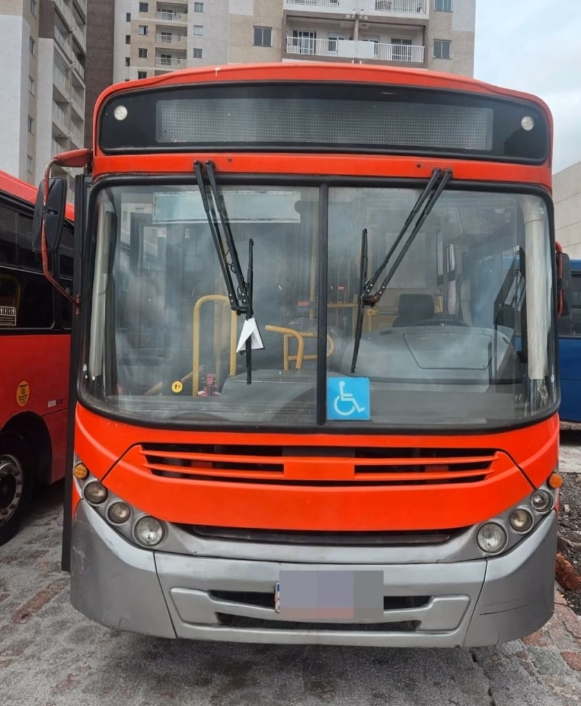 CAIO APACHE VIP ANO 2014 M.BENZ OF 1721 JM COD.476