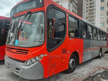 Ônibus CAIO APACHE VIP M.BENZ OF 1721 JM 2014 seminovo à venda, código 476 - foto 03