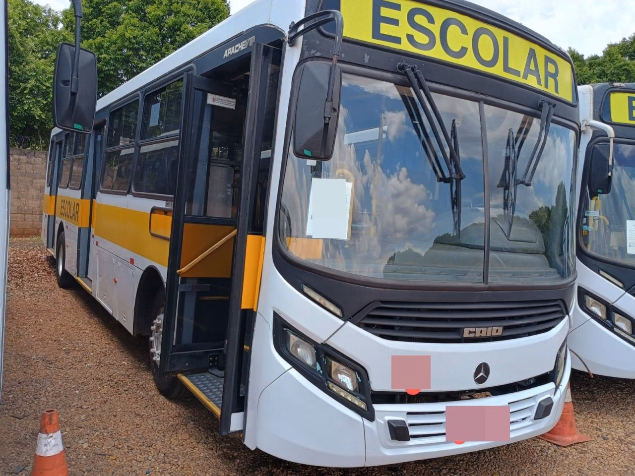 CAIO APACHE VIP ANO 2015 M.BENZ OF 1721 JM COD.964