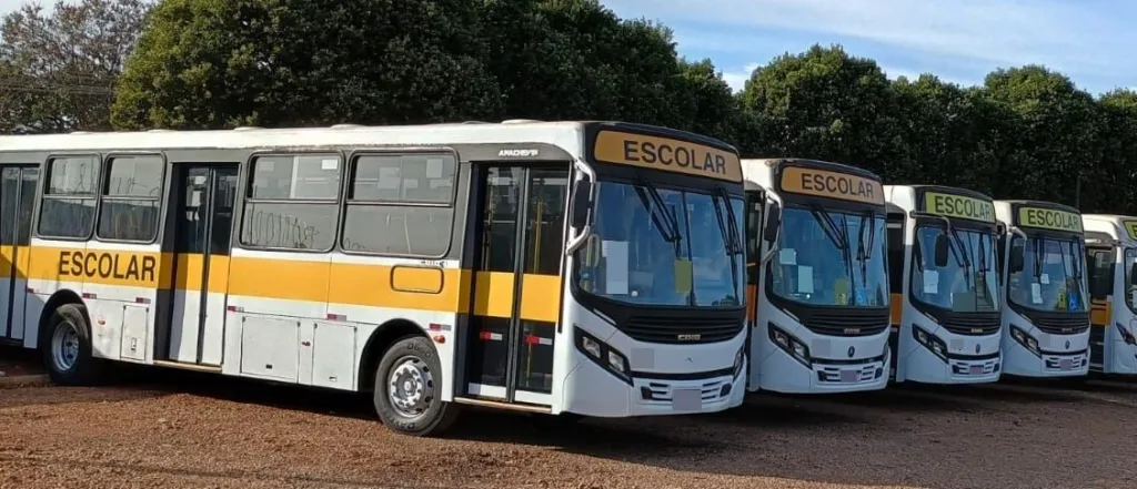 Ônibus CAIO APACHE VIP M.BENZ OF 1721 JM 2015 seminovo à venda, código 964 - foto 02