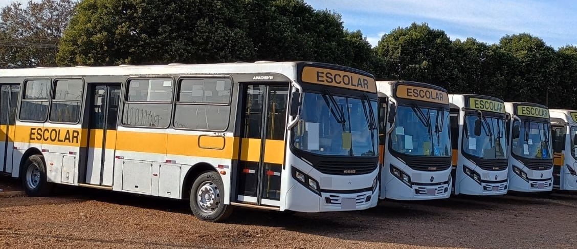 CAIO APACHE VIP ANO 2015 M.BENZ OF 1721 JM COD.964