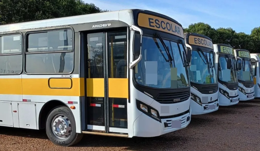 Ônibus CAIO APACHE VIP M.BENZ OF 1721 JM 2015 seminovo à venda, código 964 - foto 03
