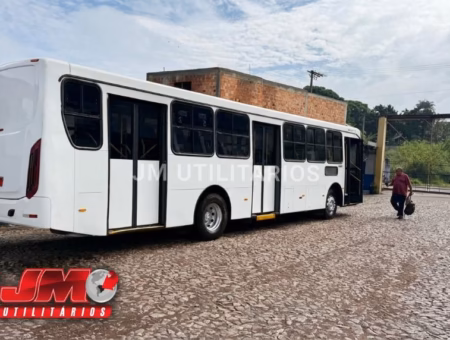 CAIO APACHE VIP ANO 2015 M.BENZ OF 1721 JM COD.977
